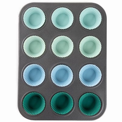 12-Cup Muffin Pan & Liners